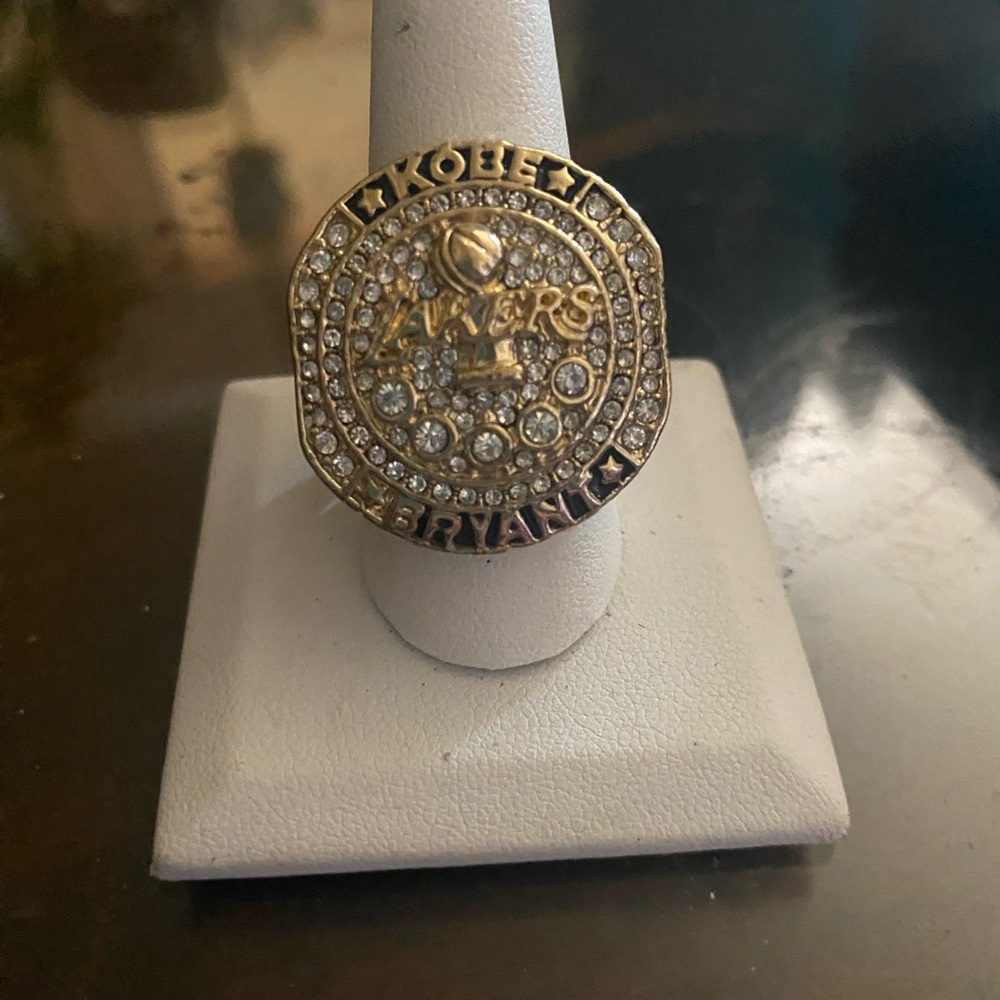 RIP Kobe Bryant The Black Mamba Lakers 20 year Ring